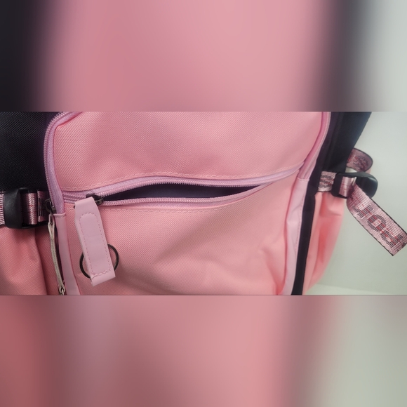 Kumori Cute Black and Pink Backpack with Keychain and charger main image 11